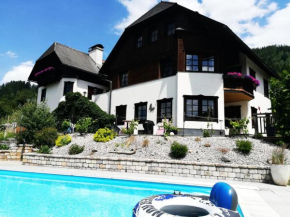 Гостиница Landhaus Seebacher  Шпиталь-Ам-Пихрн